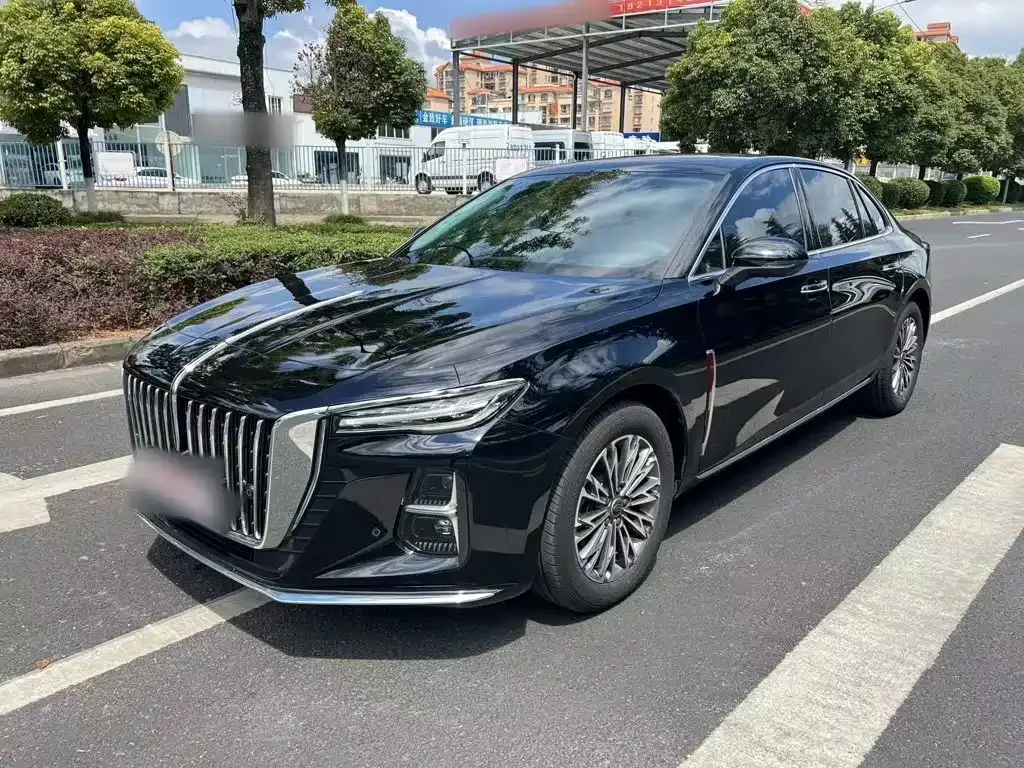 Hongqi H5 — фото 1