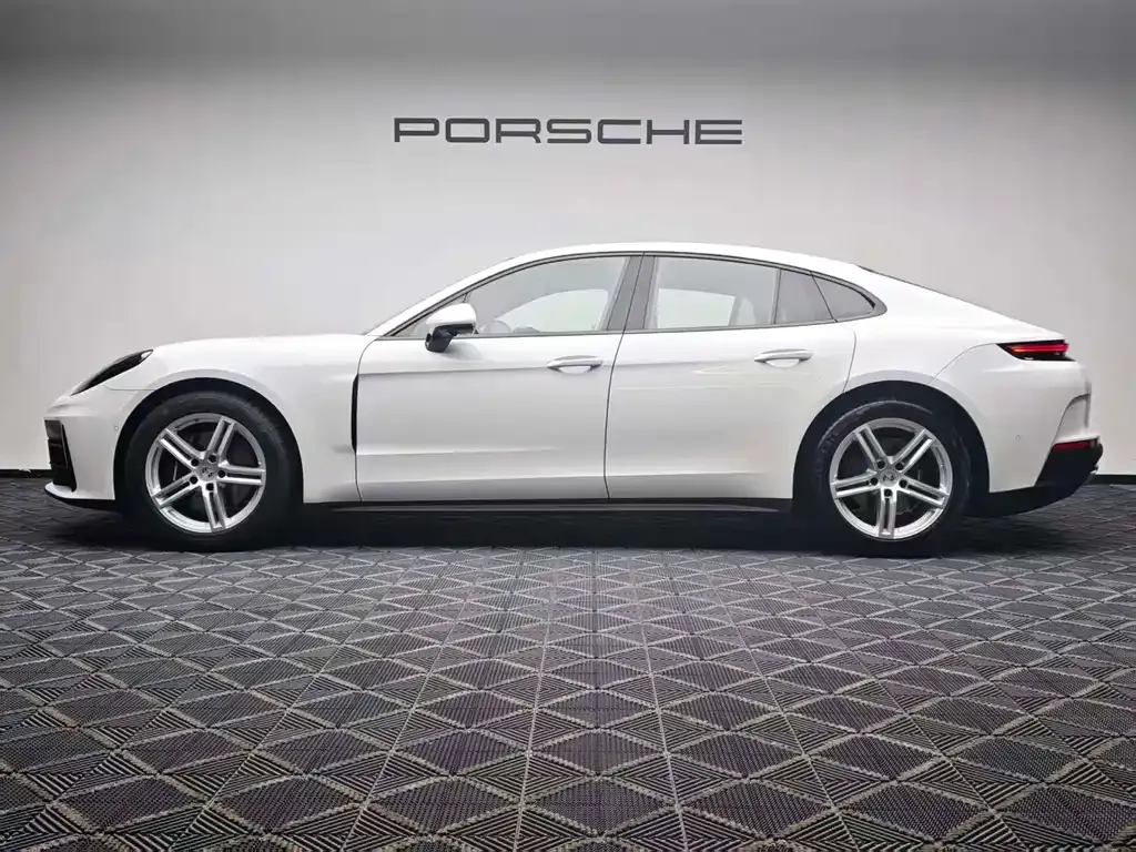 Porsche Panamera — фото 3