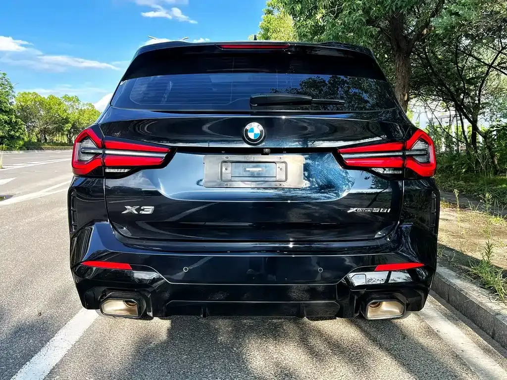 BMW X3 — фото 7