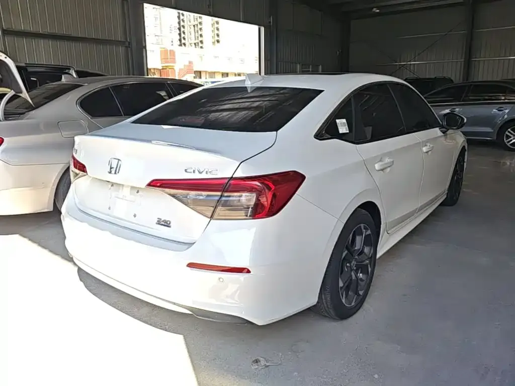 Honda Civic — фото 3