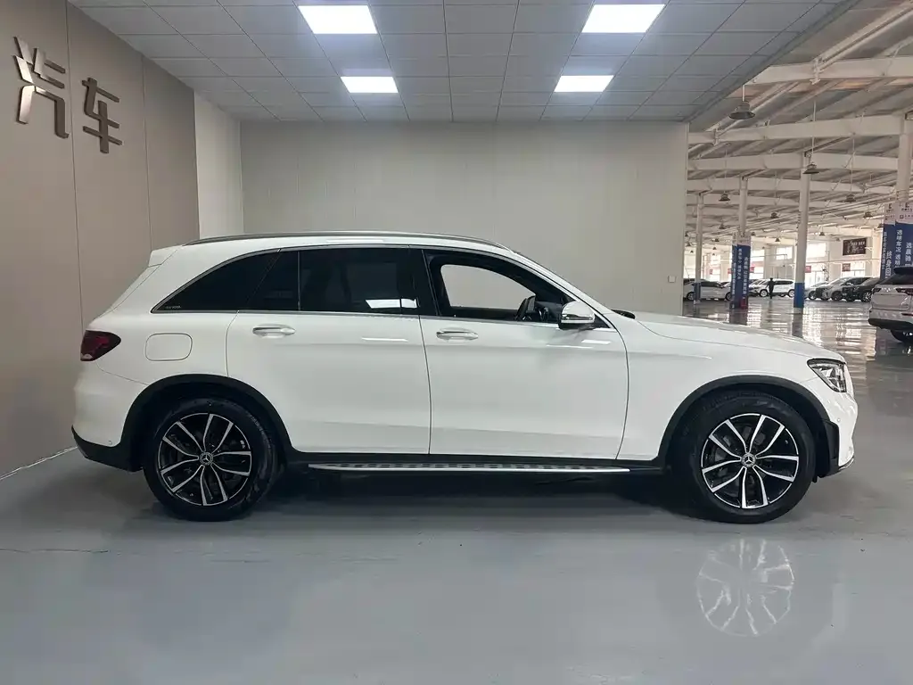 Mercedes-Benz GLC — фото 2