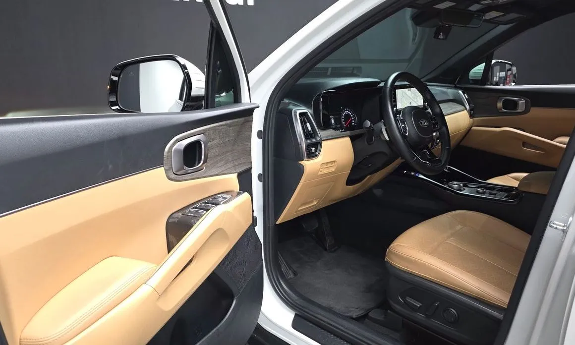 Kia Sorento — фото 7