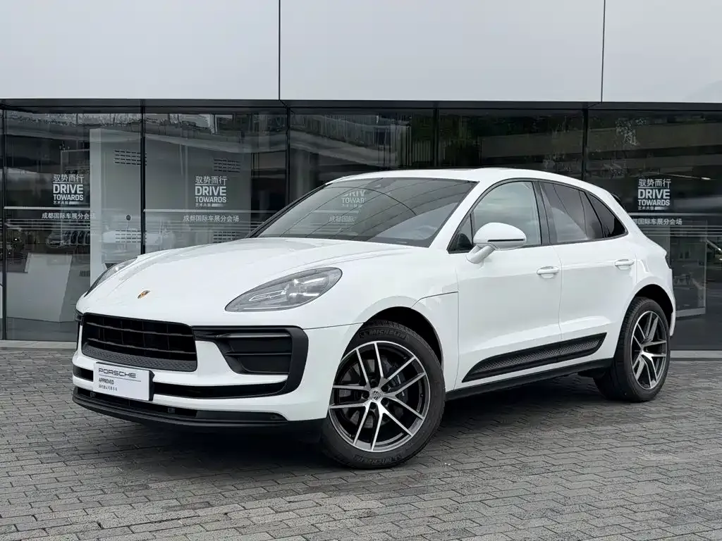 Porsche Macan — фото 1