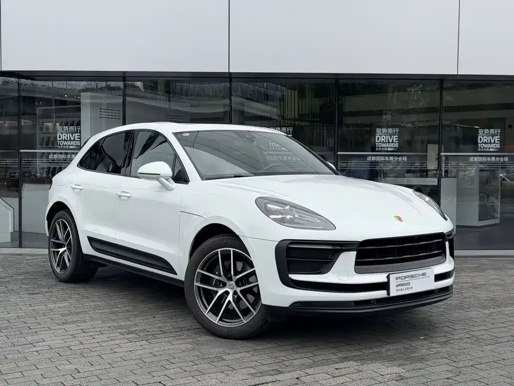 Porsche Macan — фото 6