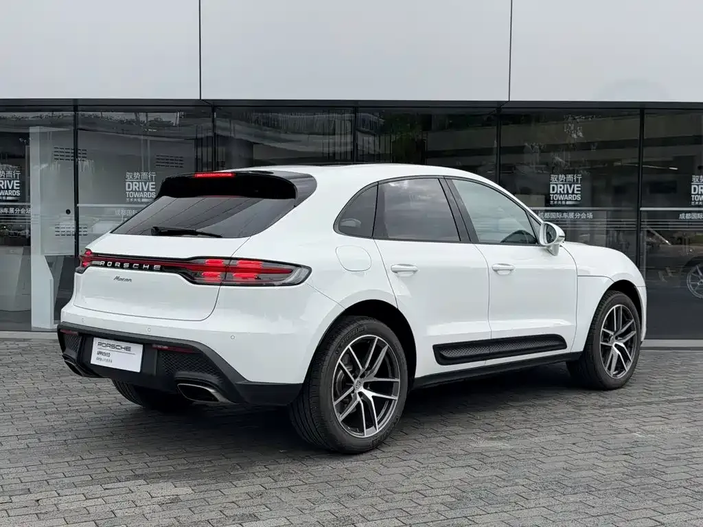 Porsche Macan — фото 3