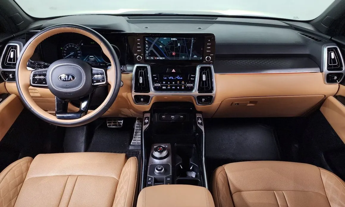 Kia Sorento — фото 10