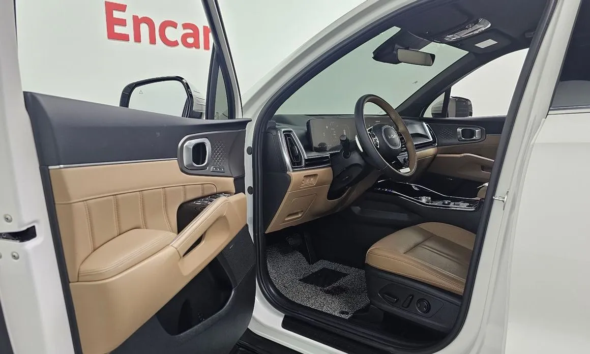 Kia Sorento — фото 7