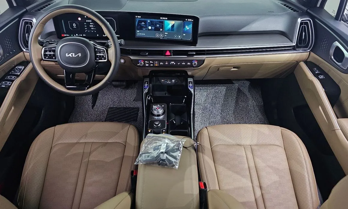 Kia Sorento — фото 8