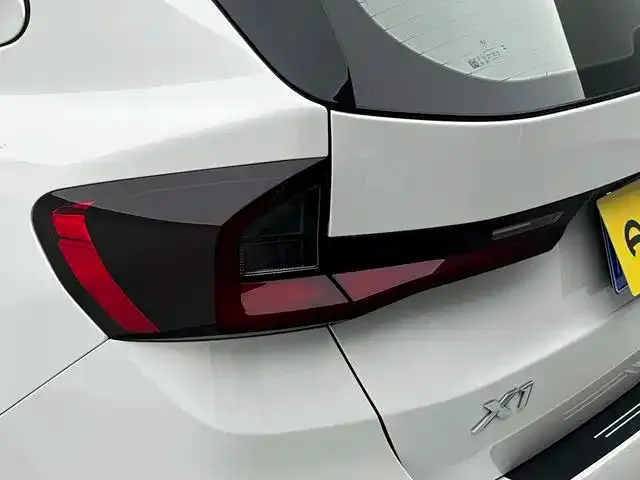 BMW X1 — фото 2
