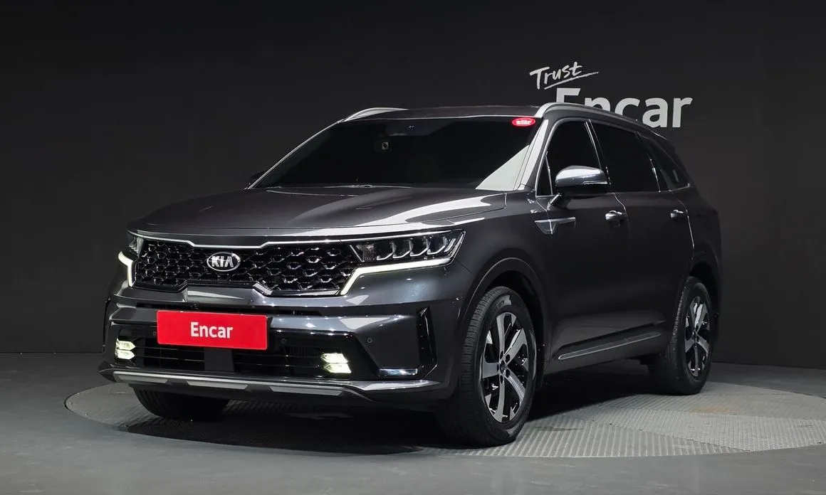 Kia Sorento — фото 1