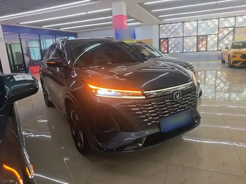 Changan CS75 PLUS iDD — фото 8