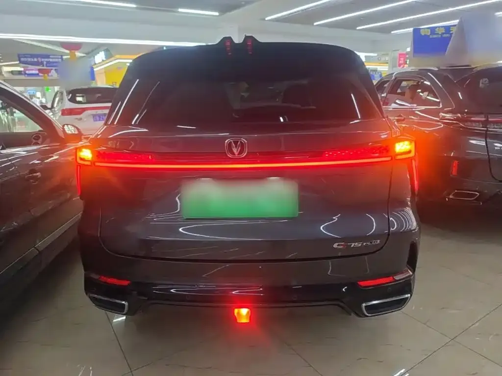 Changan CS75 PLUS iDD — фото 2