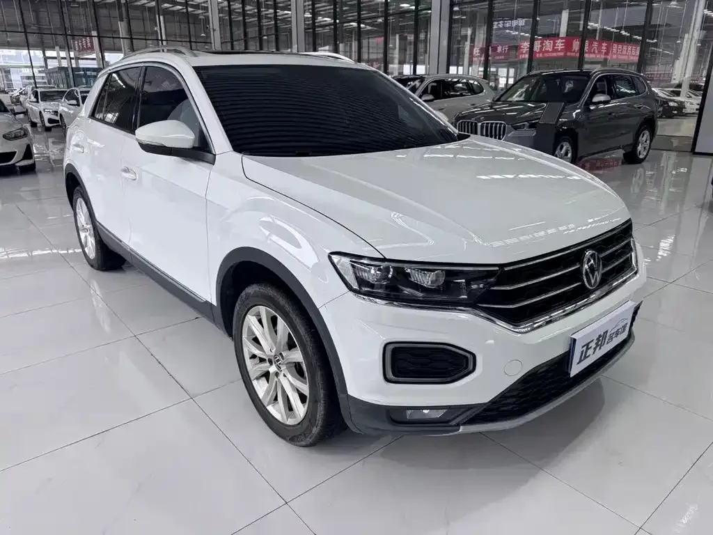 Volkswagen T-Roc — фото 5