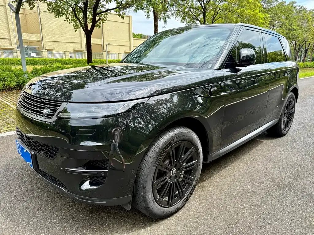 Land Rover Sport — фото 1