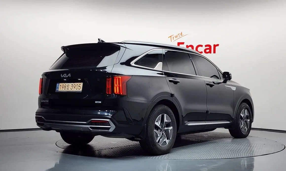 Kia Sorento — фото 5