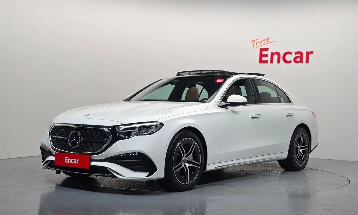 Mercedes-Benz E-Class — фото 1