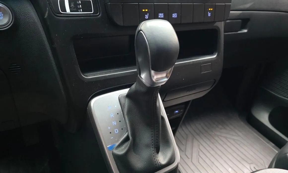 Hyundai Staria — фото 3