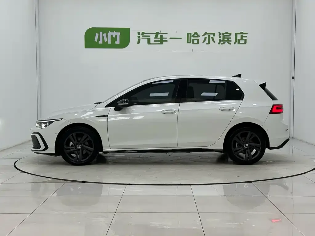 Volkswagen Golf — фото 6