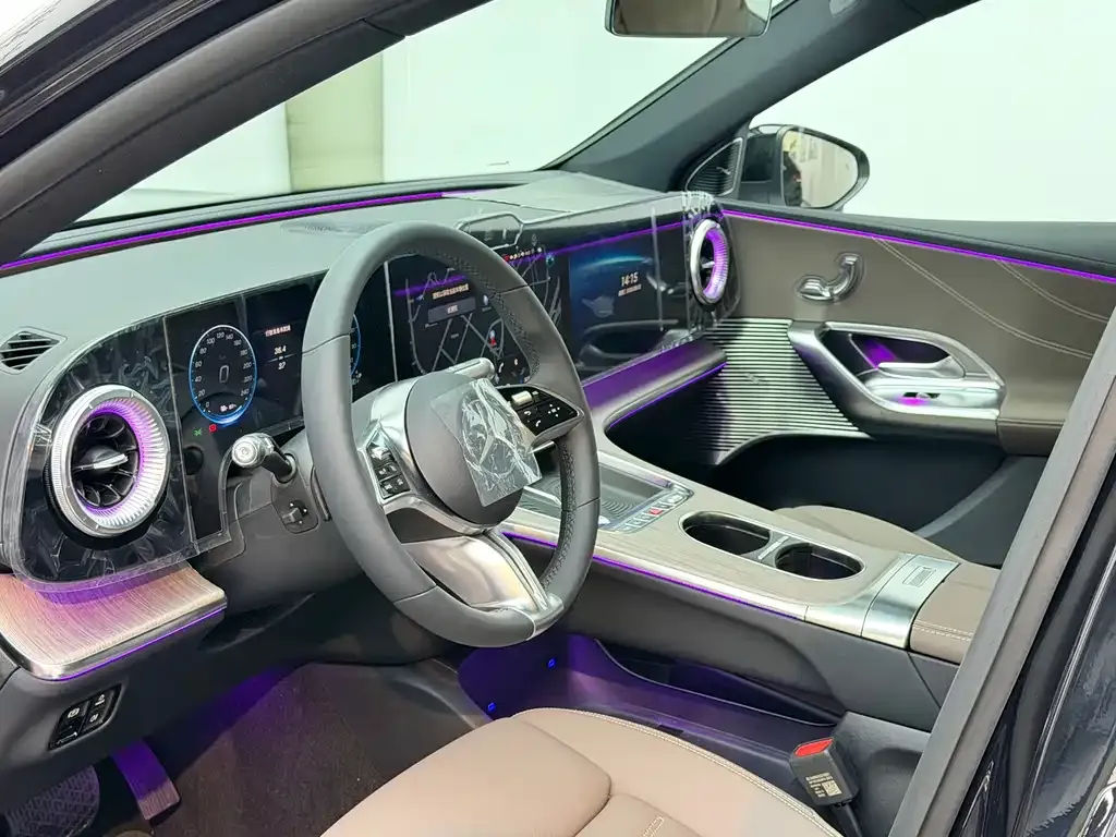 Mercedes-Benz GLC New Energy — фото 8