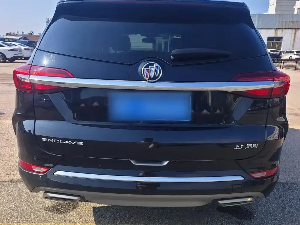 Buick Enclave — фото 2