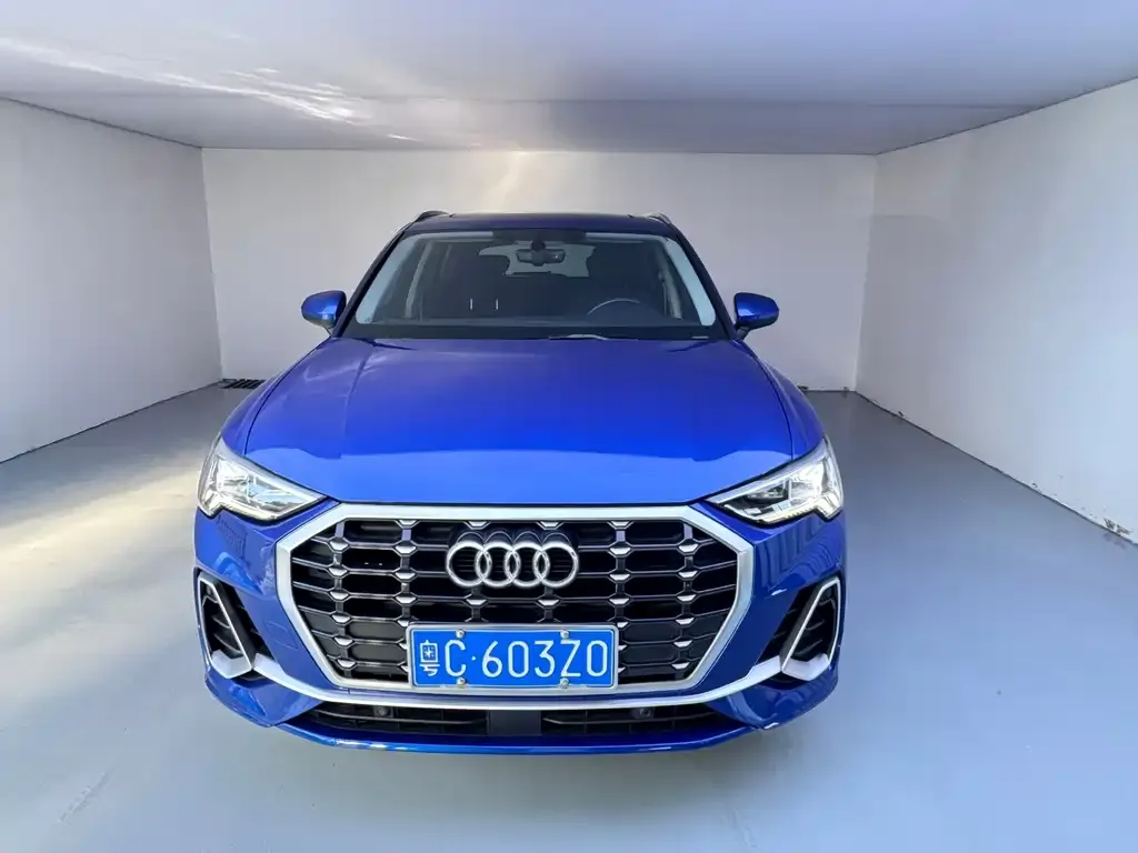 Audi Q3 — фото 5