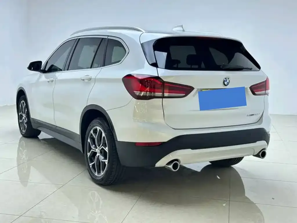 BMW X1 — фото 2