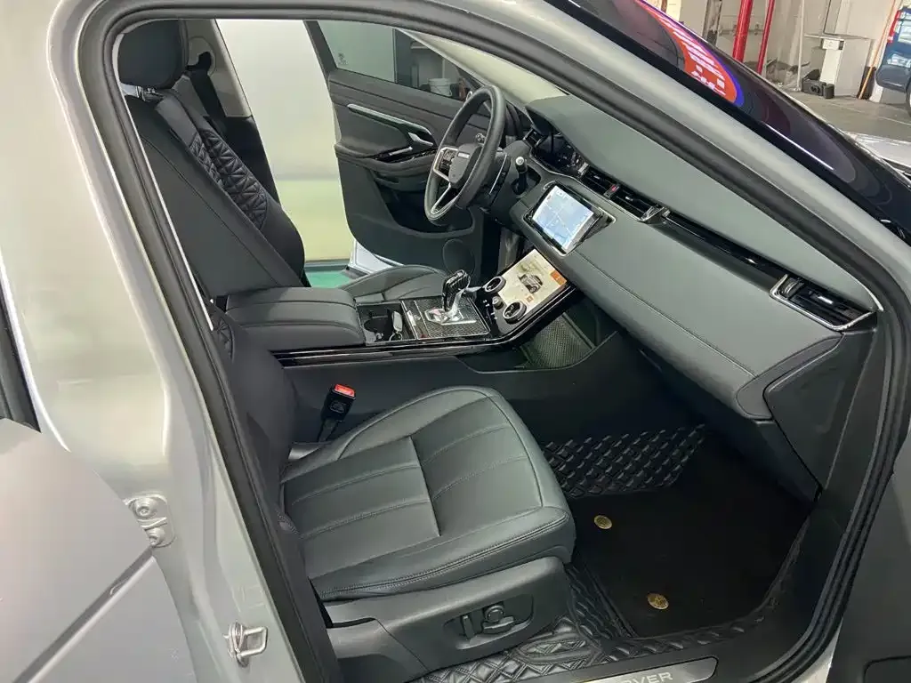 Land Rover Evoque — фото 7
