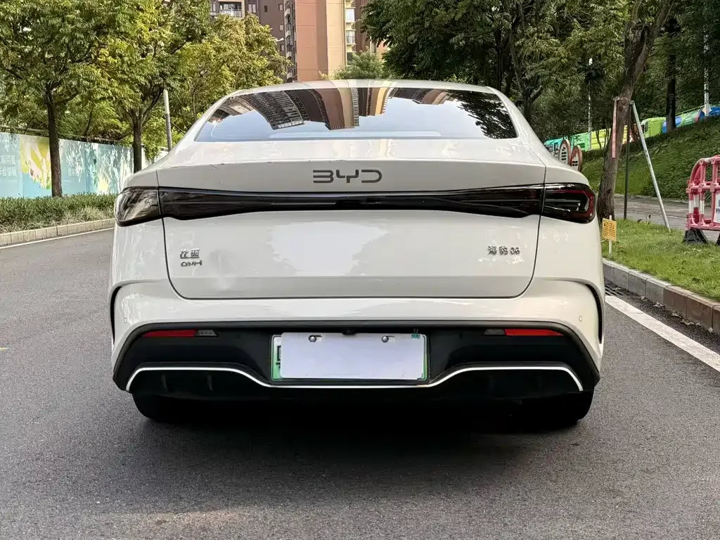 BYD Seal 06 — фото 8