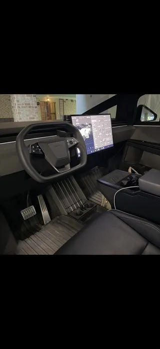 Tesla Cybertruck — фото 7