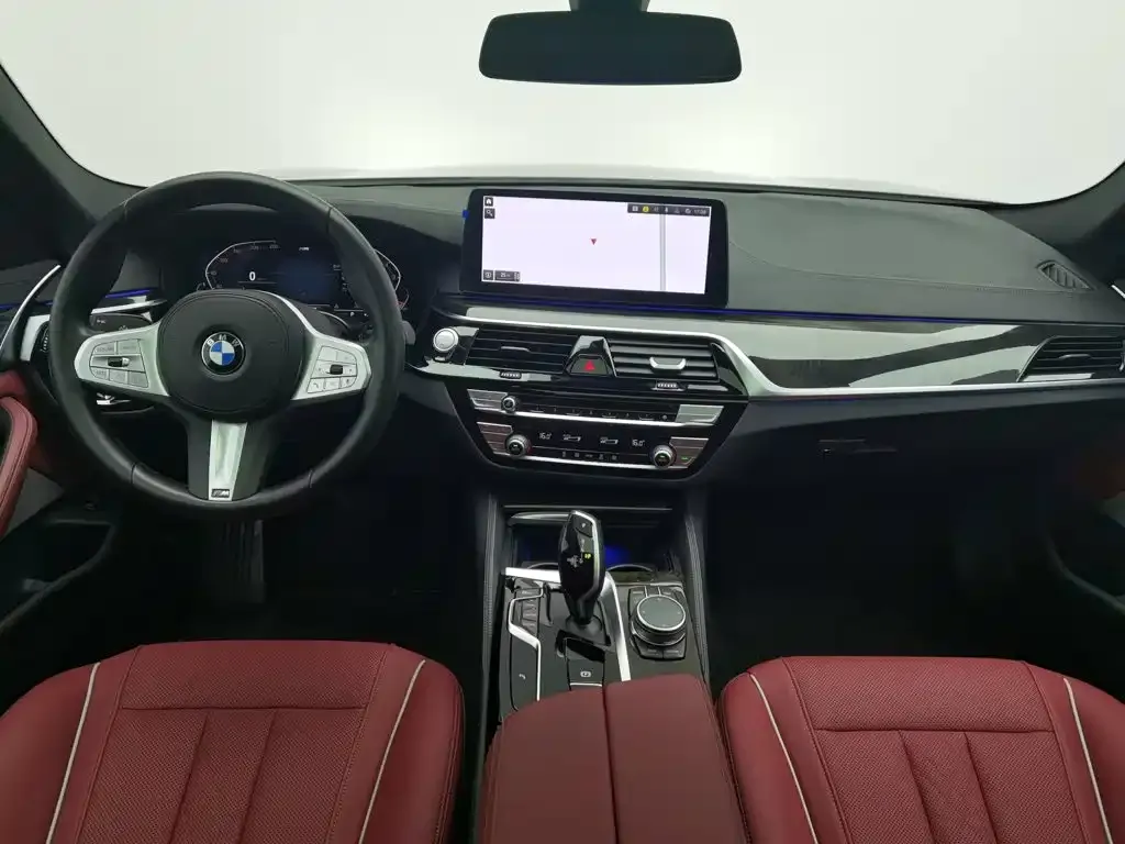 BMW 5 Series — фото 4