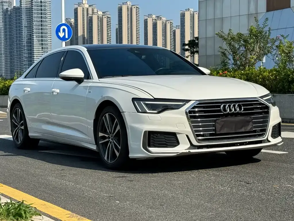 Audi A6L — фото 10