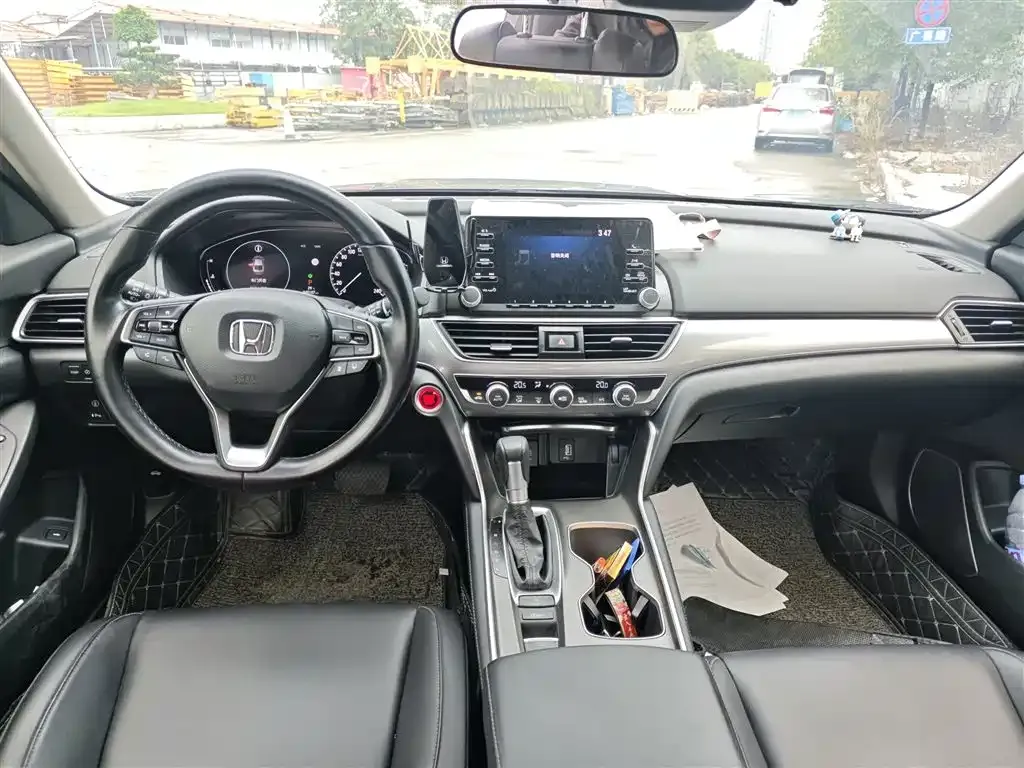 Honda Accord — фото 5