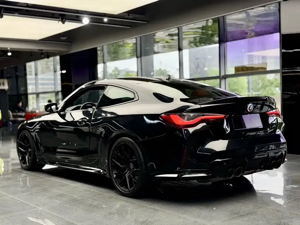 BMW M4 — фото 6