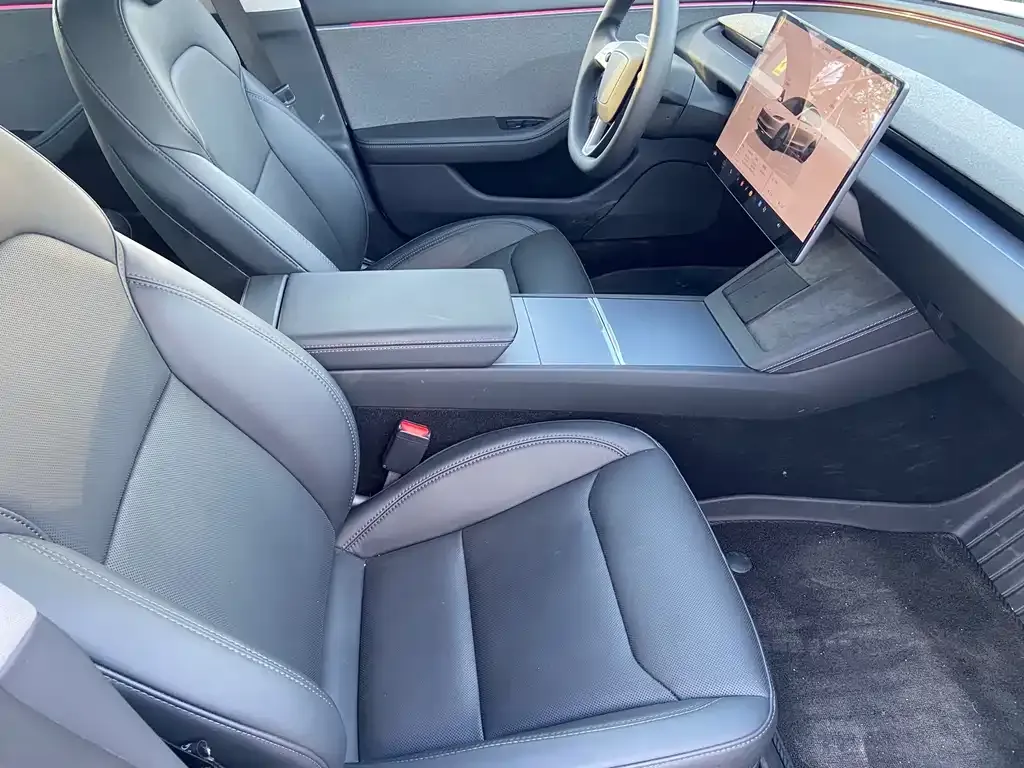 Tesla Model 3 — фото 3