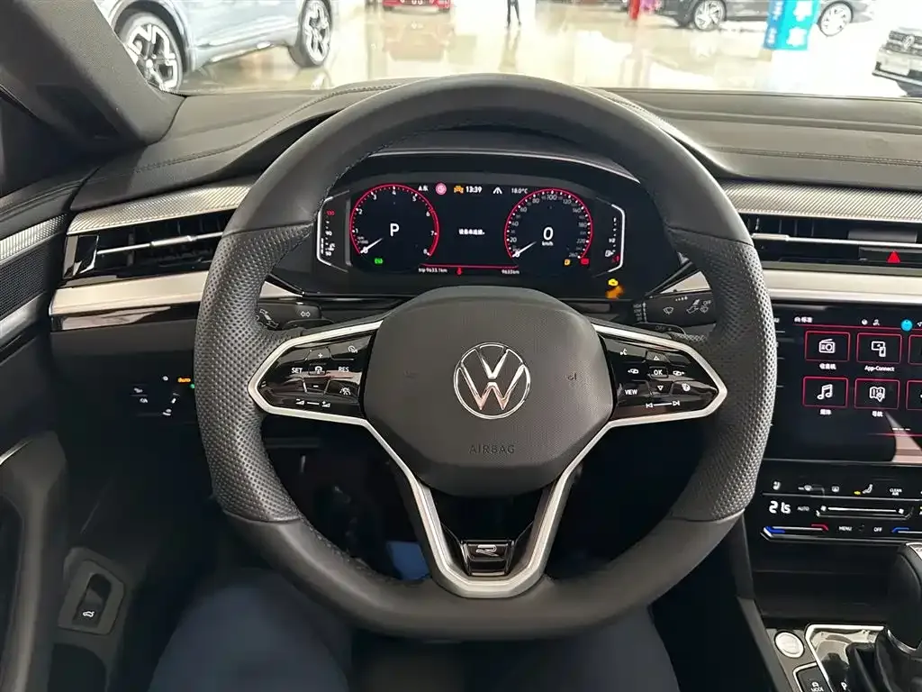 Volkswagen CC — фото 10