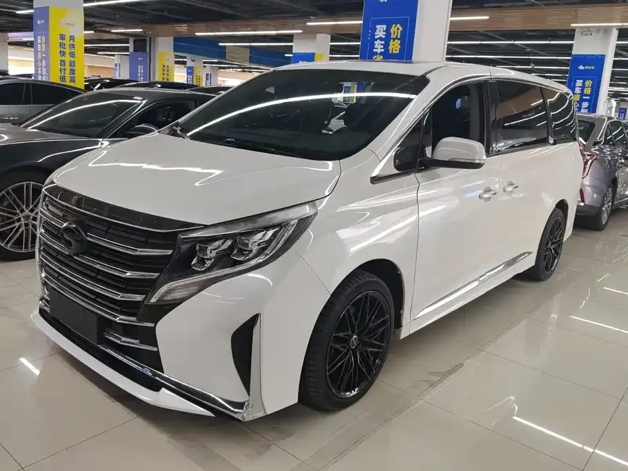 GAC Motor Trumpchi M8 — фото 1