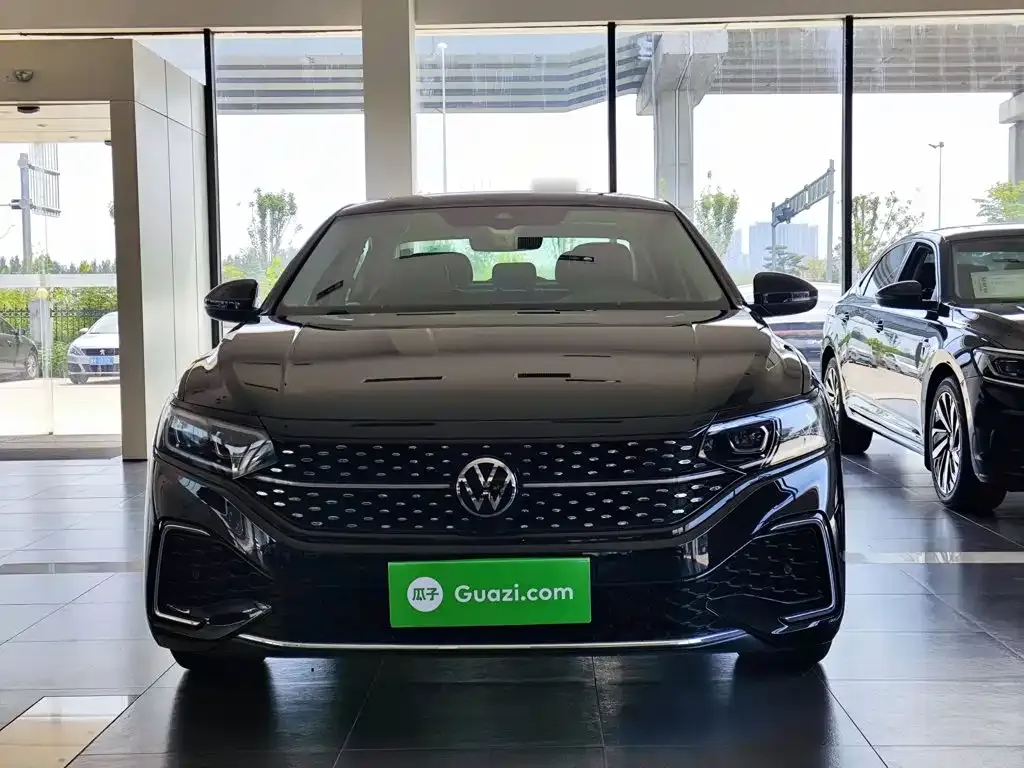 Volkswagen Passat — фото 3