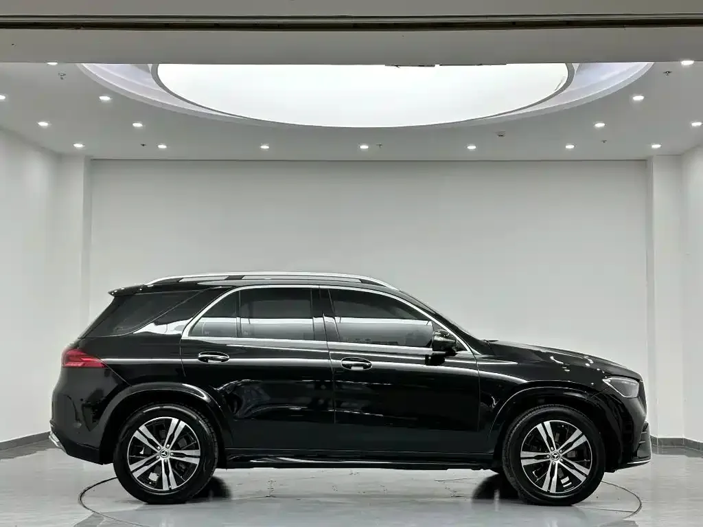 Mercedes-Benz GLE (Import) — фото 9