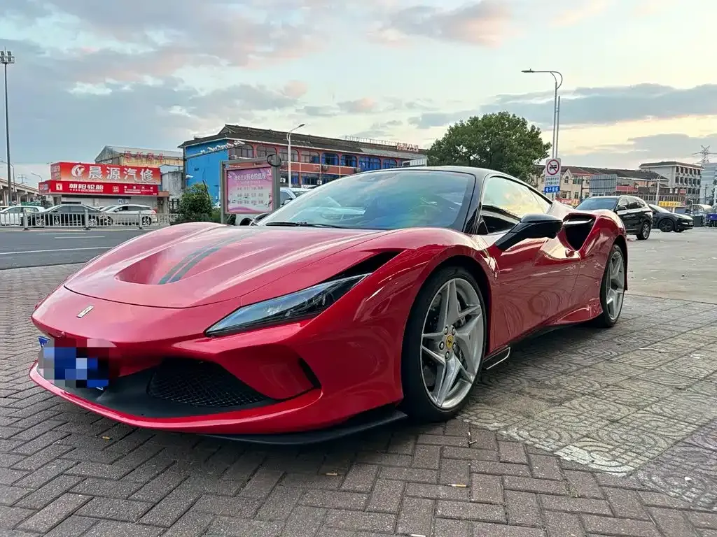 Ferrari F8 — фото 1