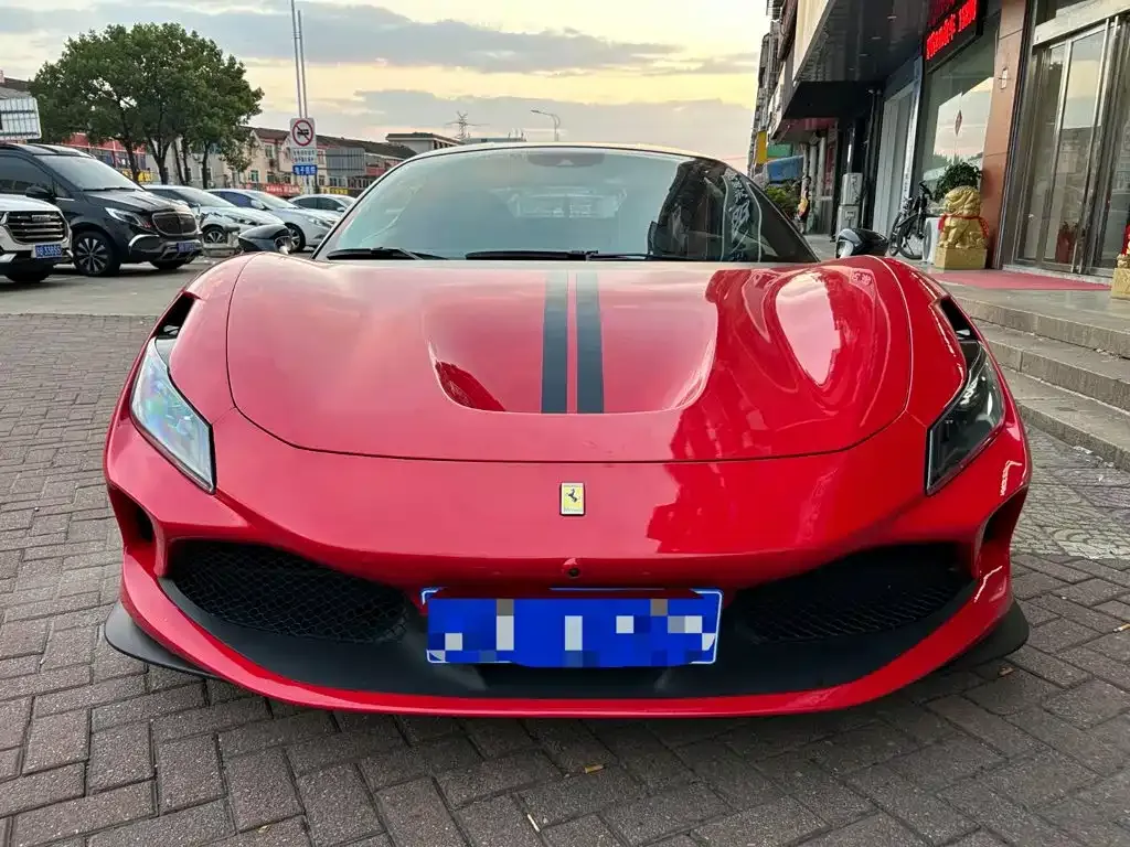 Ferrari F8 — фото 5