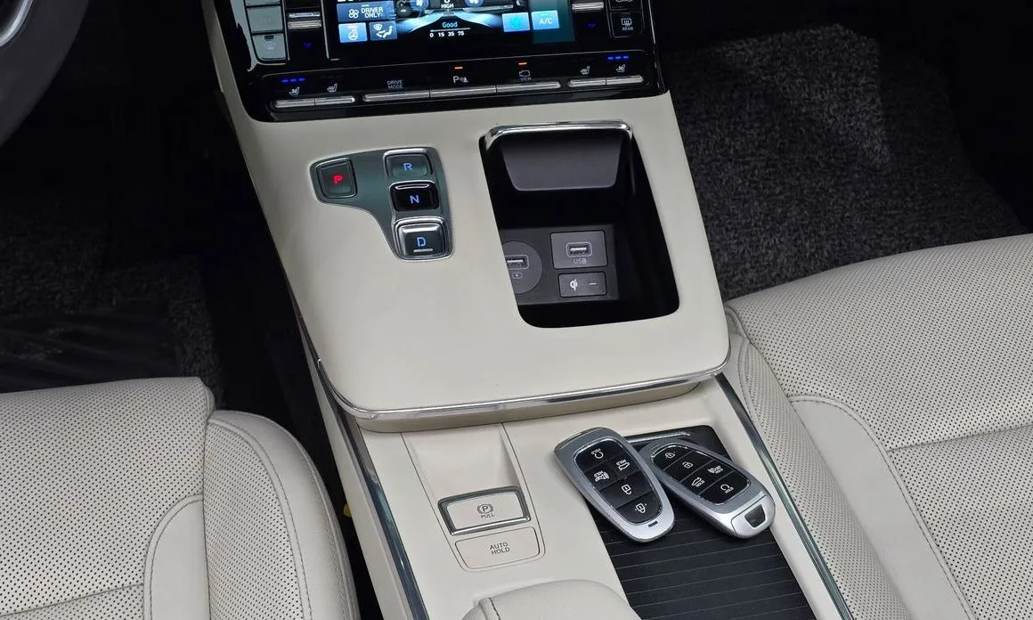 Hyundai Grandeur — фото 10