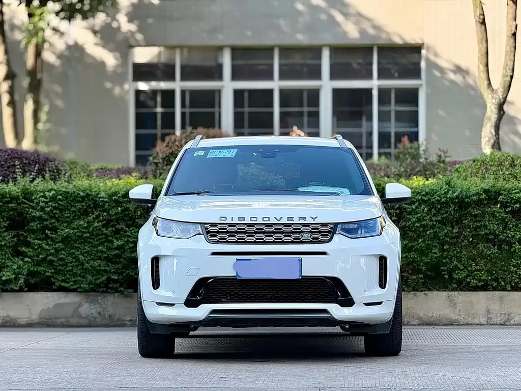 Land Rover Discovery Sport — фото 1