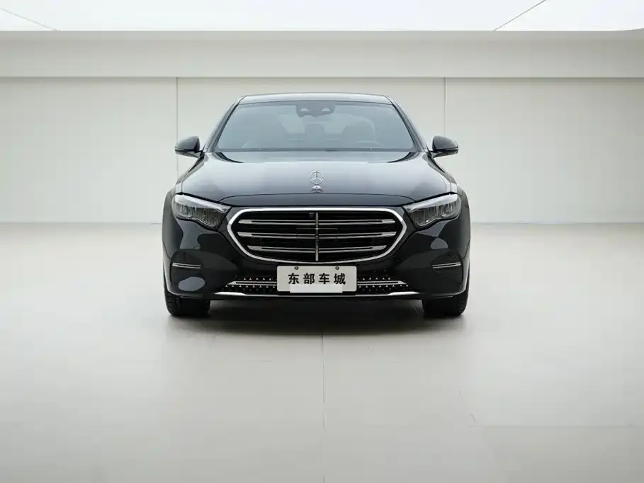 Mercedes-Benz E-Class — фото 7