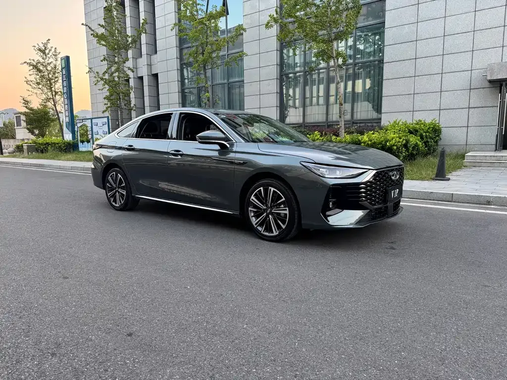Chery Arrizo 8 PRO — фото 3