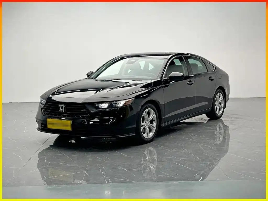 Honda Accord — фото 1