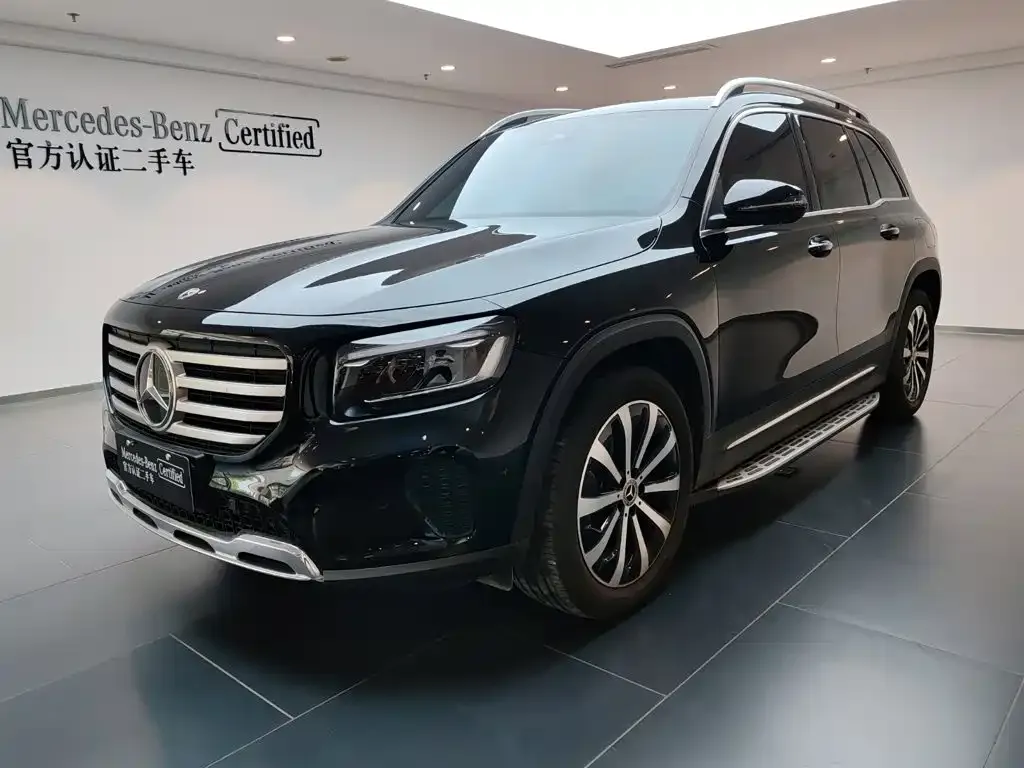 Mercedes-Benz GLB — фото 1