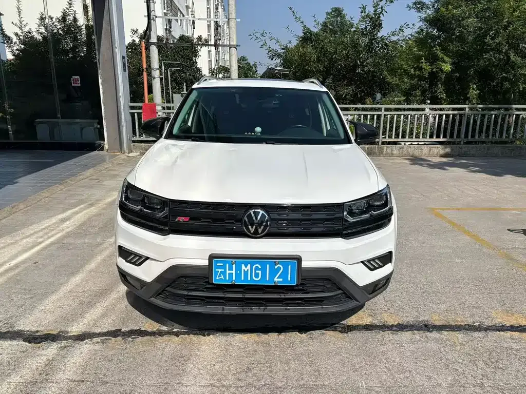 Volkswagen Tharu — фото 8