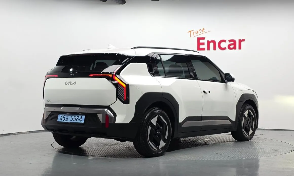 Kia EV3 — фото 6