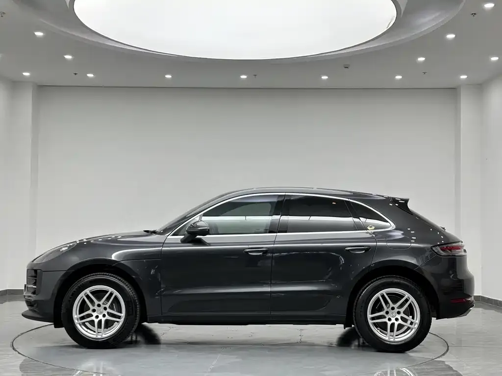Porsche Macan — фото 6