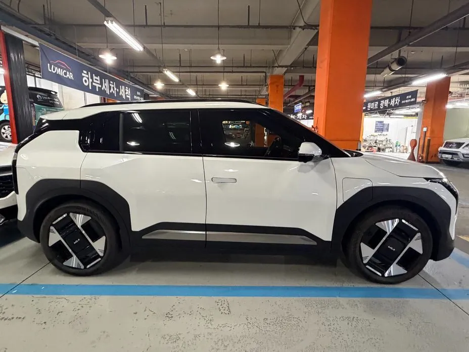 Kia EV3 — фото 10